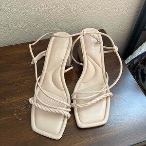 Marc Fisher Women's Malyn Block Heels | NUDE 6 1/2